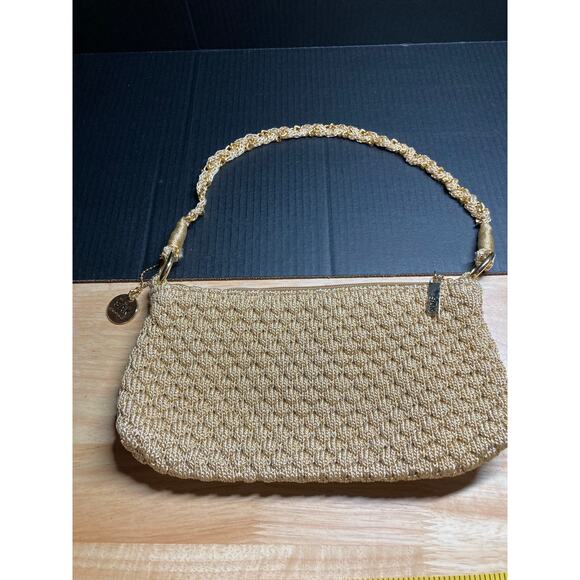 The Sak Original Gold Metallic Crocheted Purse. Excellent Pre-Owned Condition - Picture 1 of 8